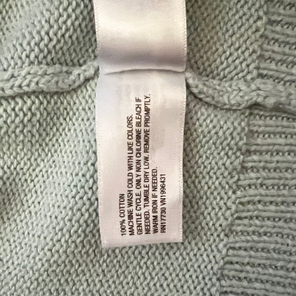 Universal Thread Pale Blue Cropped Button-Up Card… - image 9